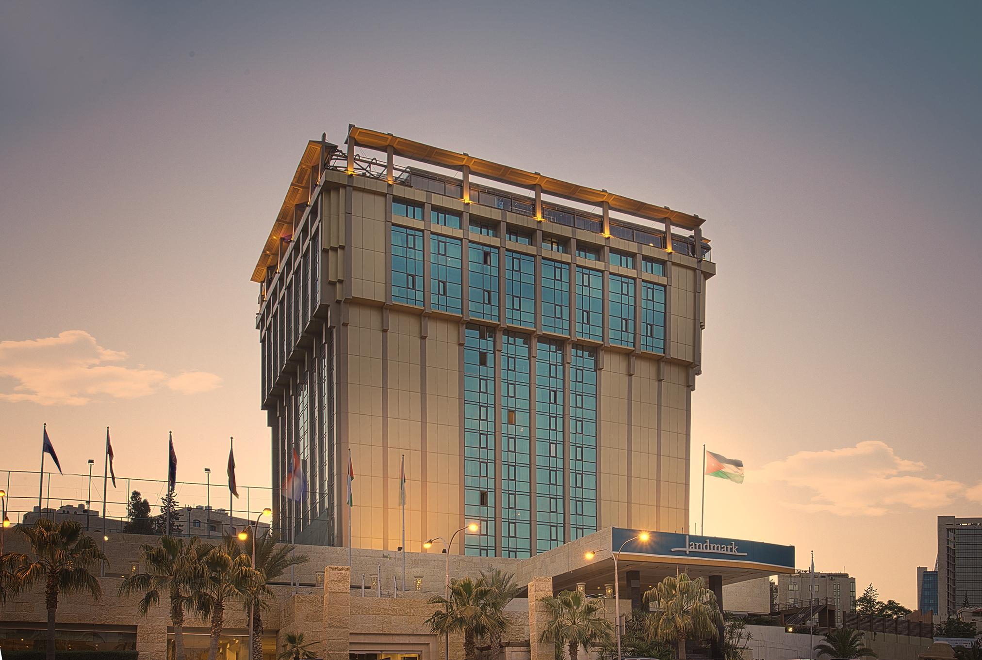 Landmark Amman Hotel & Conference Center Exterior photo